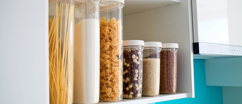 News_Dry Goods_Food Containers Dry goods in plastic containers