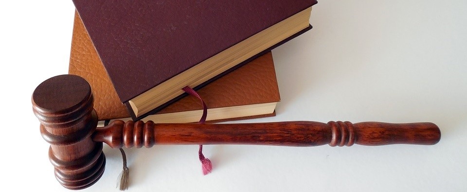 Law_book_and_gavel_Pl.com_image.jpg Law_book_and_gavel_Pl.com_image.jpg